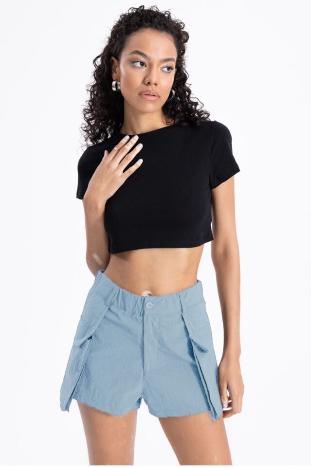 Çift Katmanlı Cep Detaylı Şort Etek