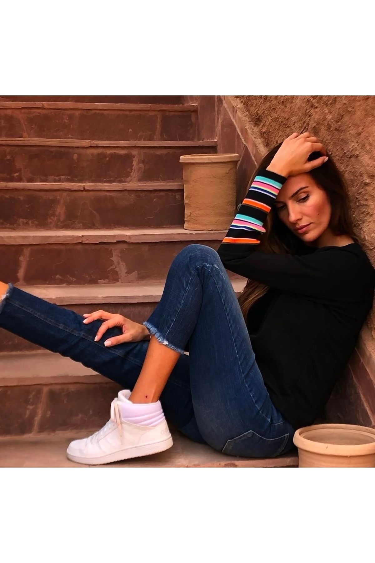 Kolları  Şeritli Sweatshirt Siyah