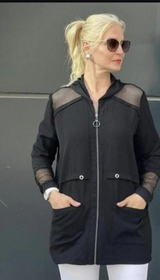 File Detaylı Büzgülü Belden Bağlamalı Kapüşonlu Ceket