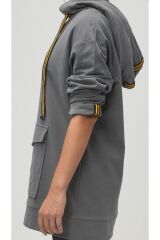 Önü Cepli Kapüşonlu  Sweatshirt