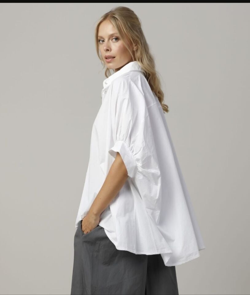 Beyaz Oversize Poplin Gömlek