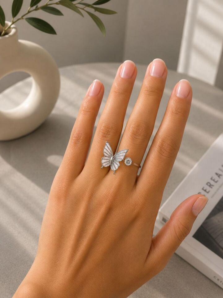 Kelebek Figürlü Silver Çelik Yüzük