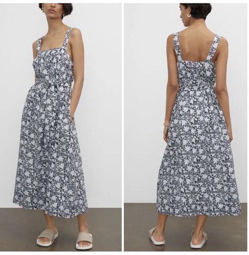 Doğal Şıklığın Temsilcisi Askılı Çiçek Desenli Elbise