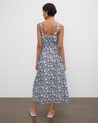 Doğal Şıklığın Temsilcisi Askılı Çiçek Desenli Elbise