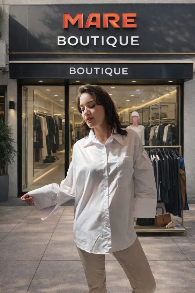 Kolları geniş ve manşetli Oversize Gömlek Beyaz