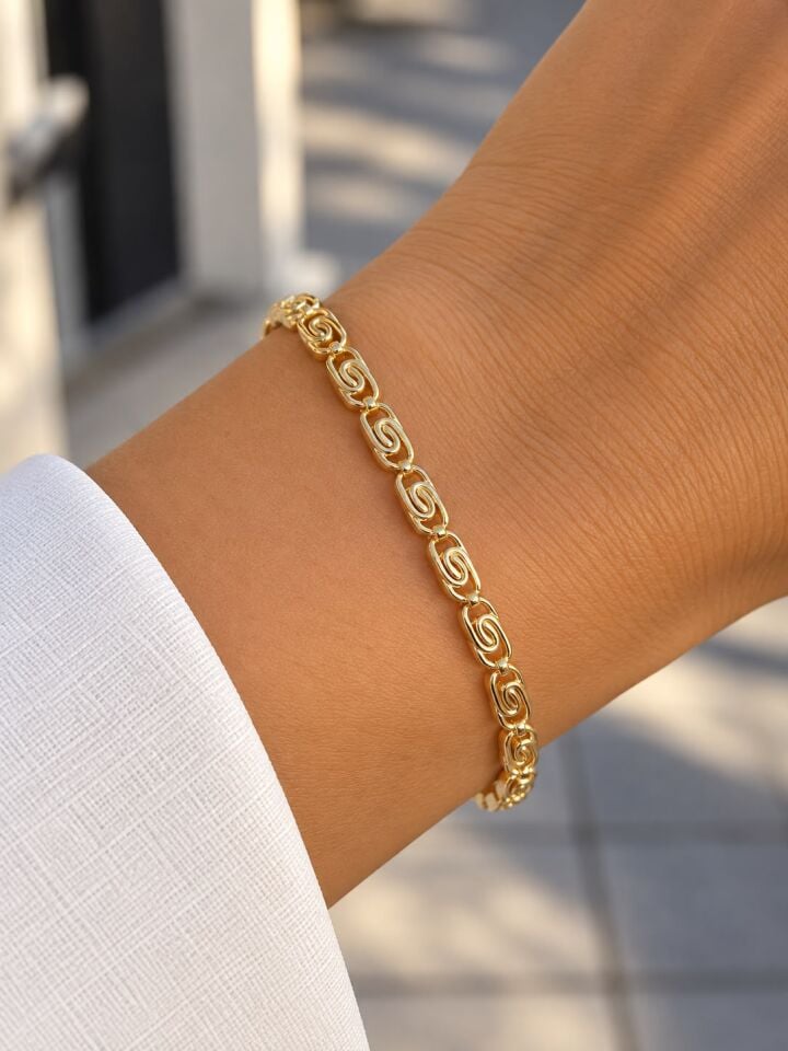 Spiral Desenli Gold Bileklik