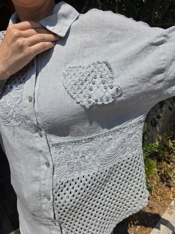 Her Mevsime Uyumlu, Şık ve Rahat: Keten & Dantel Gömlek