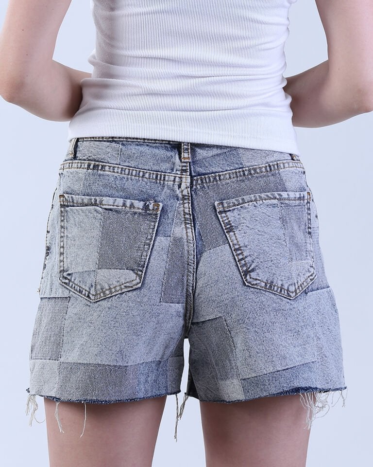 Dar Kalıp Cepli Kısa Kot Şort Mavi