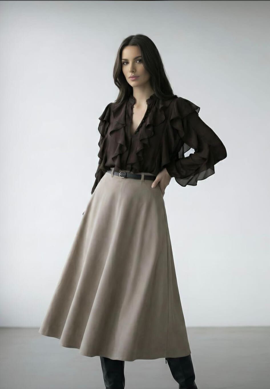 Zamansız Şıklık Kadife A Form Etek