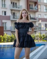 Poplin Kumaş Beli Detaylı Dar Kalıp Etek Ve Yaka Kısımları Fırfırlı Mini Elbise M - Siyah