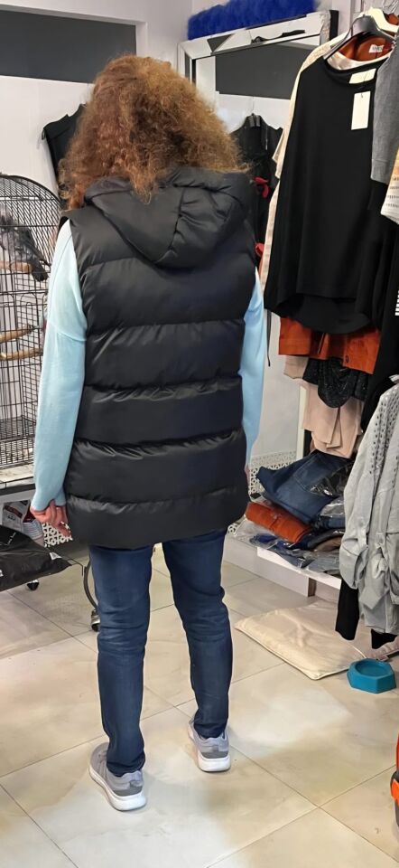 Kapüşonlu Şişme Uzun Yelek – Siyah