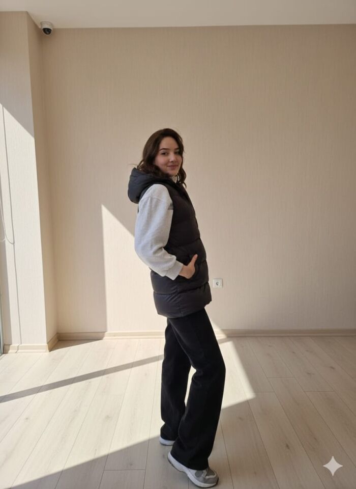 Kapüşonlu Şişme Uzun Yelek – Siyah