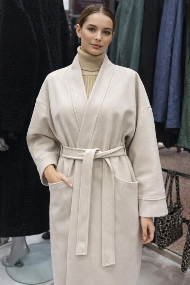 Kuşaklı Cepli Modern Kaban