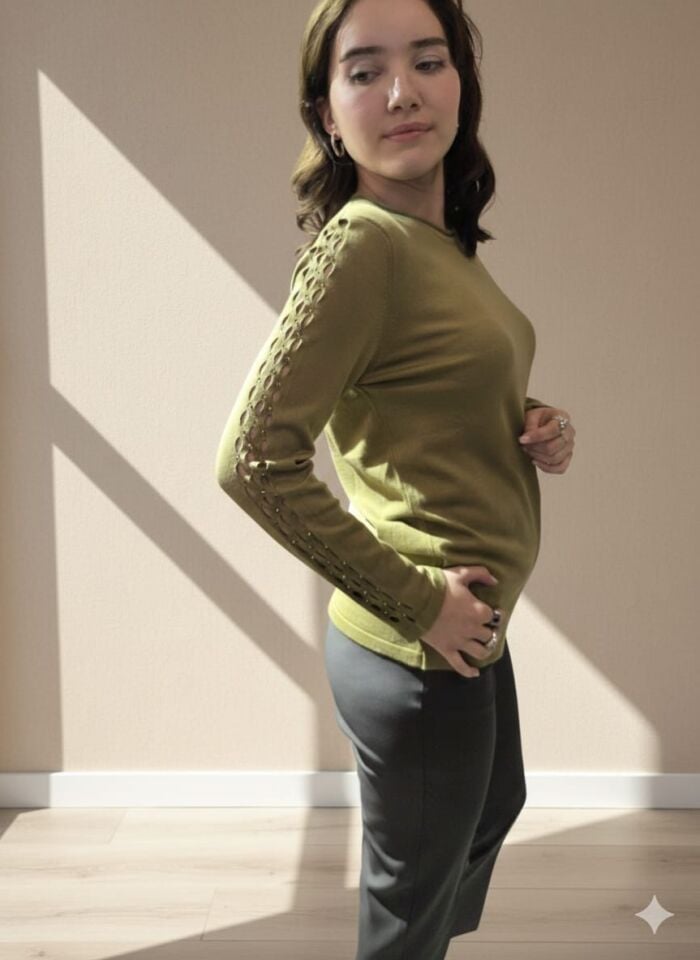 Omuz Detaylı Haki Uzun Kollu Bluz