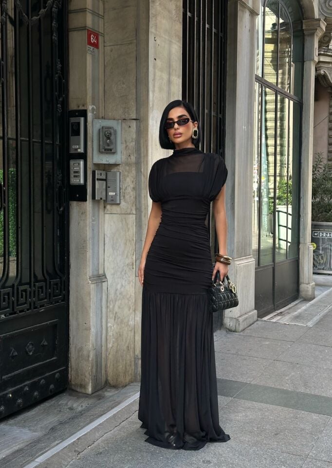 Siyah Drapeli Uzun Abiye Elbise