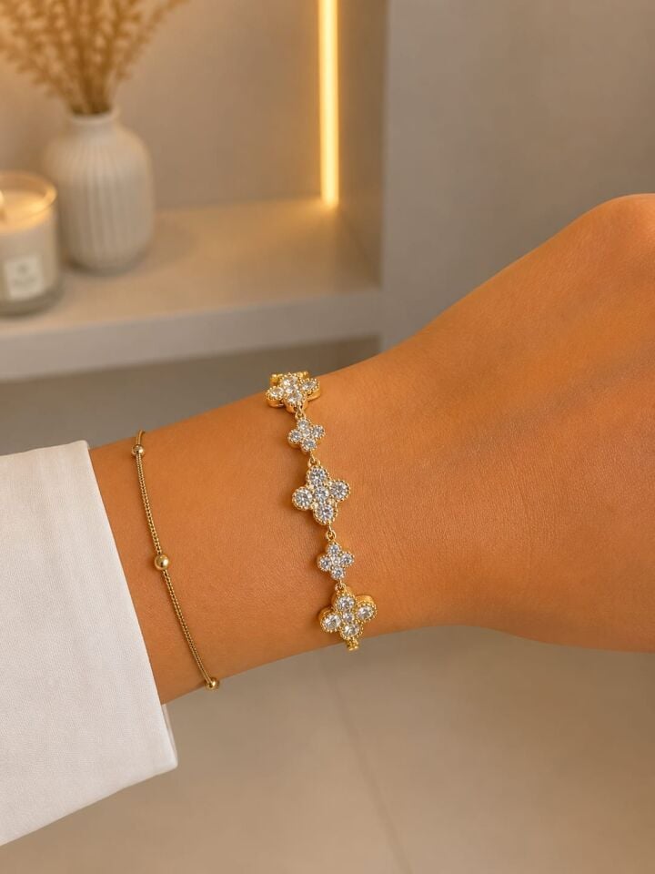 14K Gold Kaplama Zirkon Taşlı Yonca Bileklik