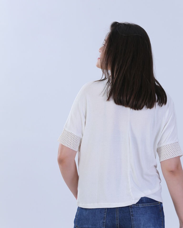 Ajur Detaylı V Yaka Triko